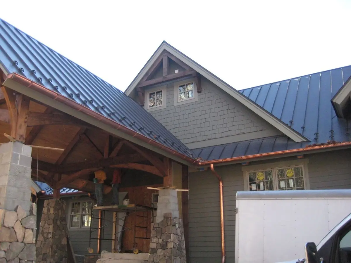 Craftsman Roofing team delivering quality roofing work in Fruitville